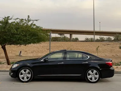 2010 لكزس إل إس 460 إل