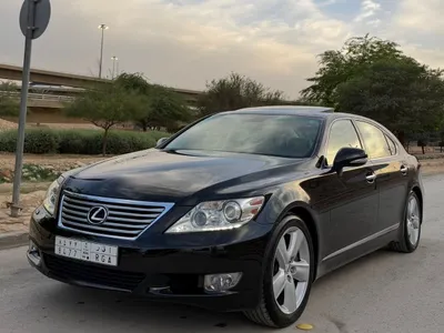 2010 لكزس إل إس 460 إل