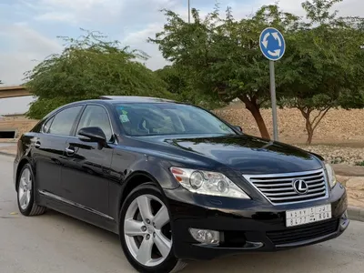 2010 لكزس إل إس 460 إل
