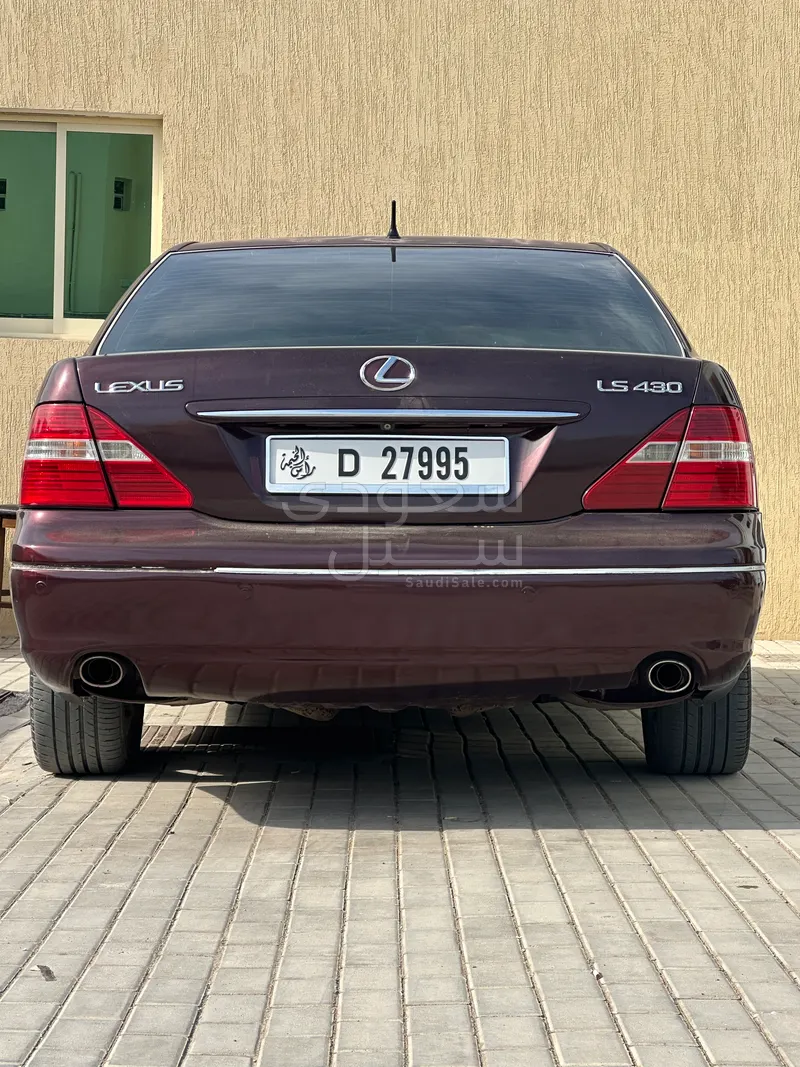 2004 لكزس إل إس 430