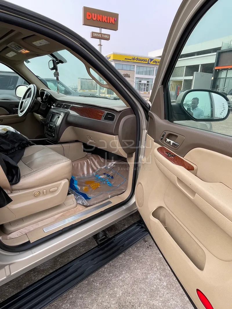 2008 جي ام سي يوكون اس ال تي