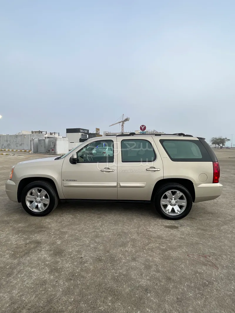 2008 جي ام سي يوكون اس ال تي