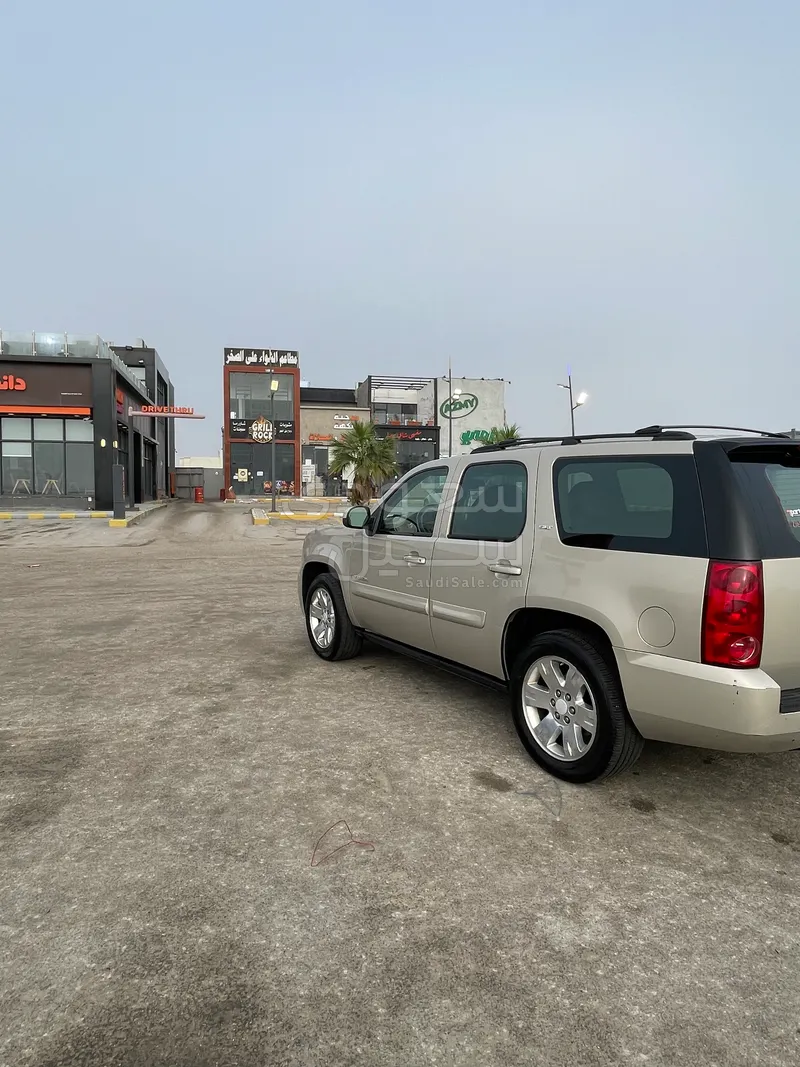 2008 جي ام سي يوكون اس ال تي