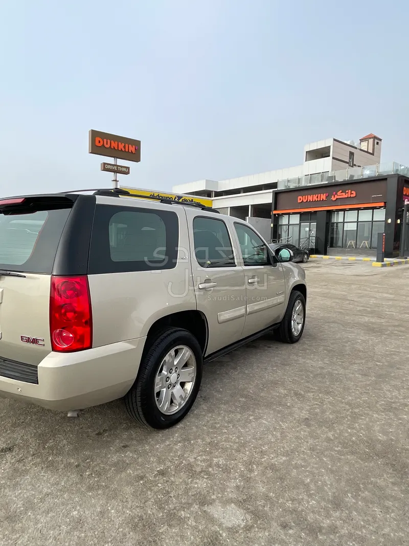 2008 جي ام سي يوكون اس ال تي
