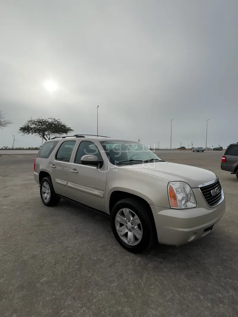 2008 جي ام سي يوكون اس ال تي