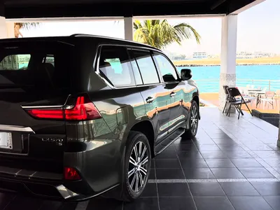 2021 لكزس إل إكس 570 اس