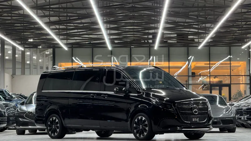2025 Mercedes-Benz V 300