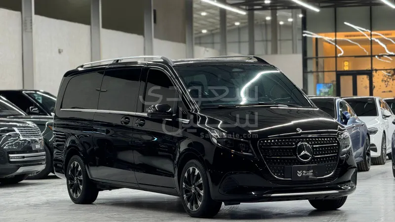 2025 Mercedes-Benz V 300