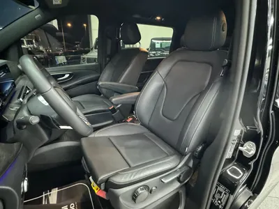 2025 Mercedes-Benz V 300
