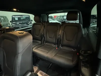 2025 Mercedes-Benz V 300