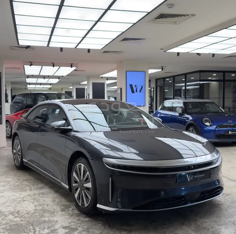 2023 لوسيد جراند تورينج