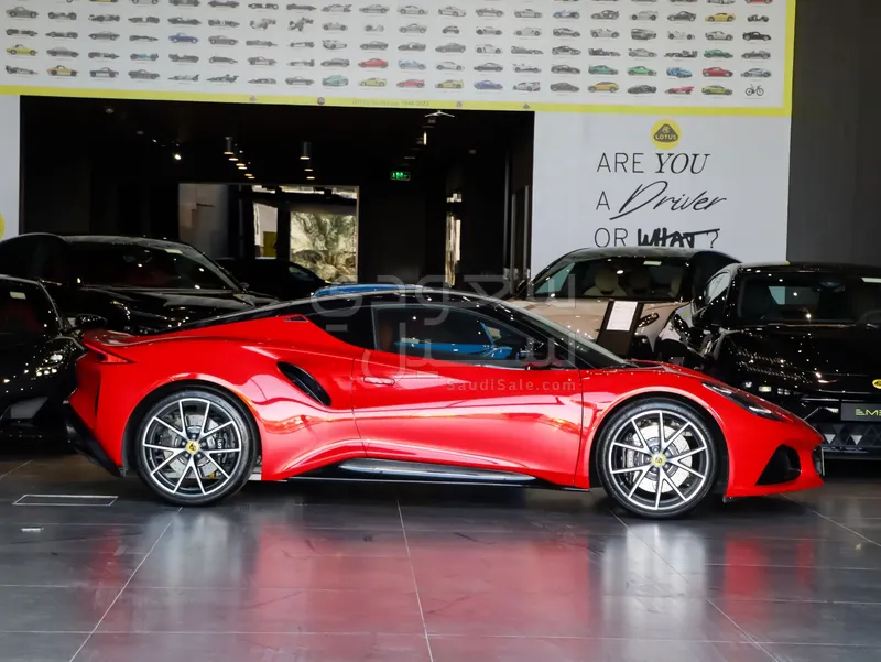 2025 لوتس اميرا فرست ادشن