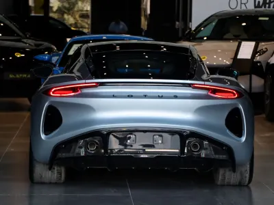 2025 لوتس اميرا تيربو اس اي