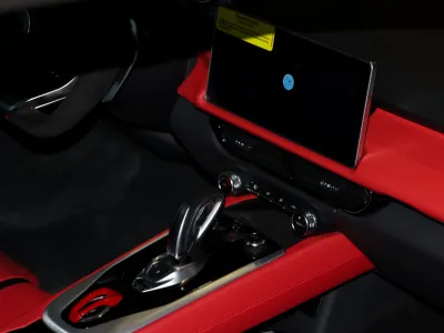 2025 لوتس اميرا تيربو اس اي