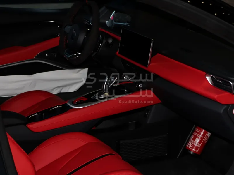 2025 لوتس اميرا فرست ادشن