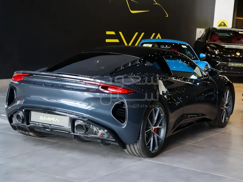 2025 لوتس اميرا فرست ادشن