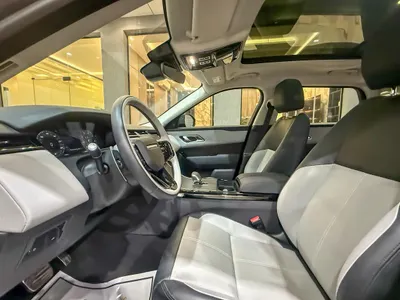 2025 Land Rover Range Rover Velar SE