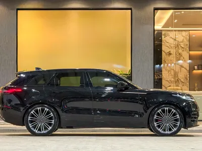 2025 Land Rover Range Rover Velar SE