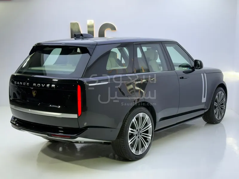 2026 لاند روفر رينج روفر اوتوبيوغرافي