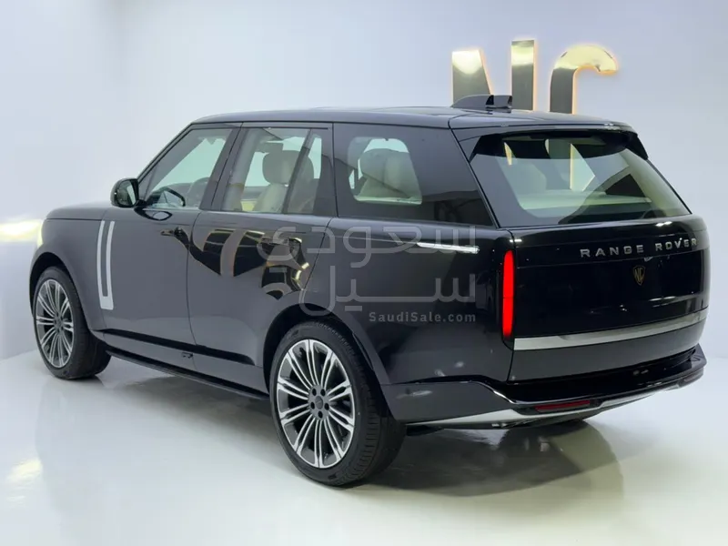 2026 لاند روفر رينج روفر اوتوبيوغرافي