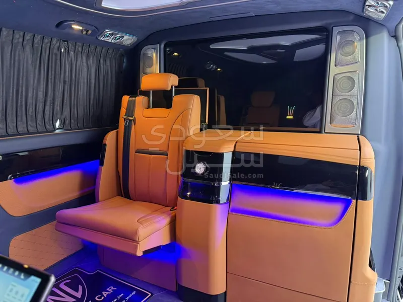 2025 Mercedes-Benz V VITO