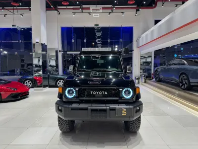 2025 Toyota Land Cruiser Standard LX