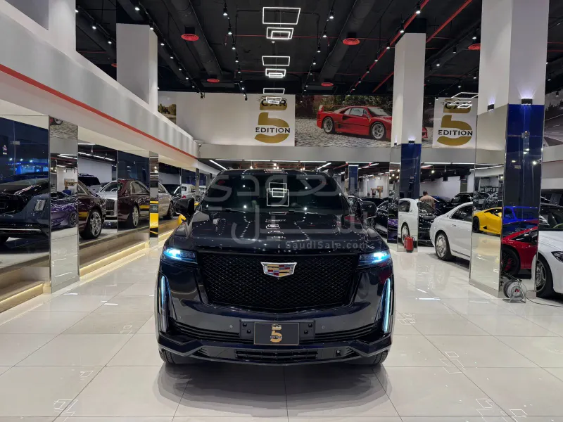 2022 Cadillac Escalade Sport