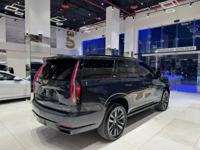 2022 Cadillac Escalade Sport