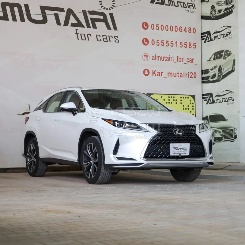 2022 لكزس أر إكس 350