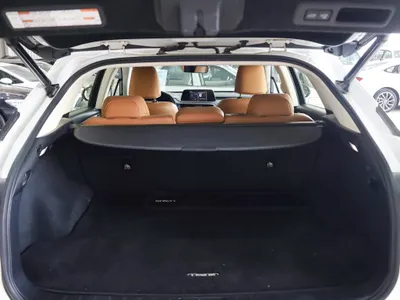 2022 لكزس أر إكس 350