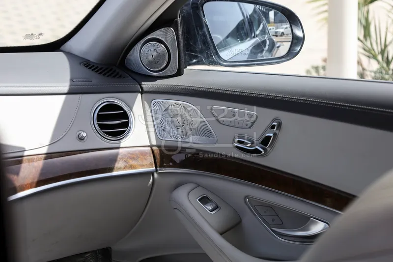 2015 Mercedes-Benz S 550