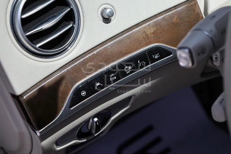 2015 Mercedes-Benz S 550