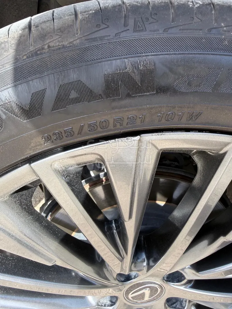 2023 لكزس أر إكس 350