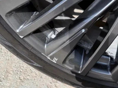 2023 لكزس أر إكس 350