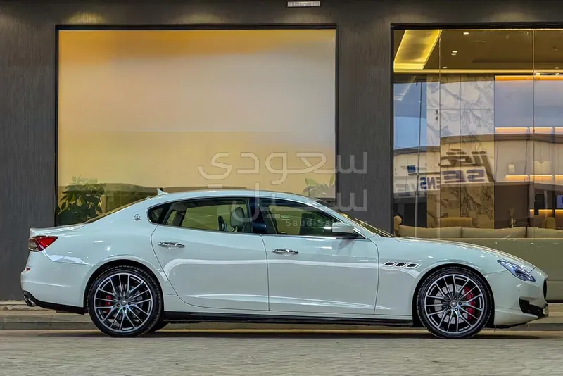 2014 مازيراتي كواتروبورتي جي تي اس