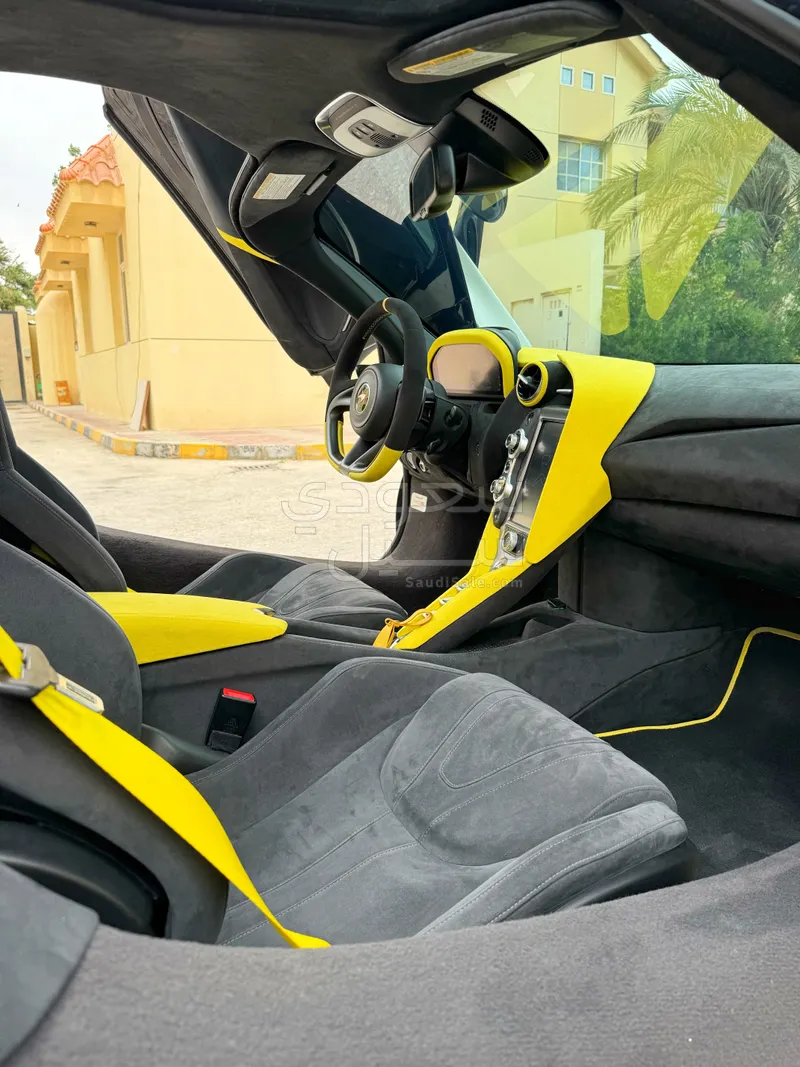 2019 مكلارين 720 إس