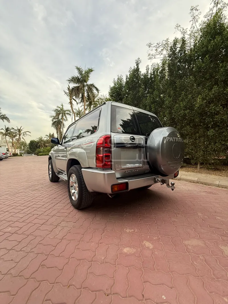 2017 نيسان باترول ربع