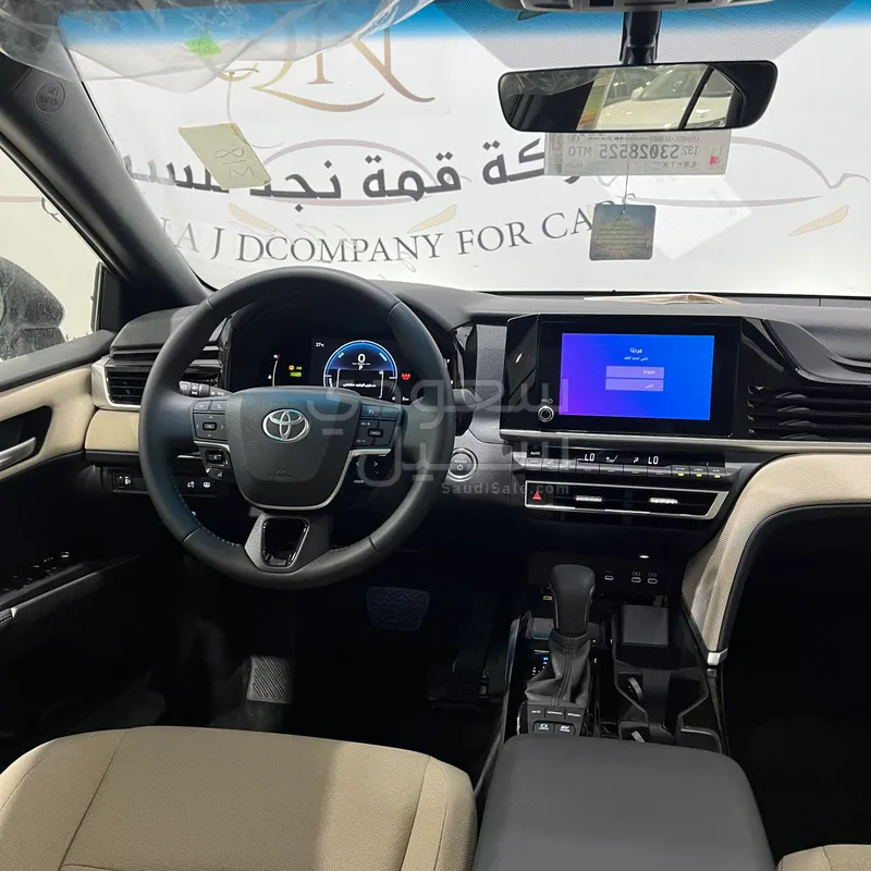 2026 تويوتا كامري ال اي