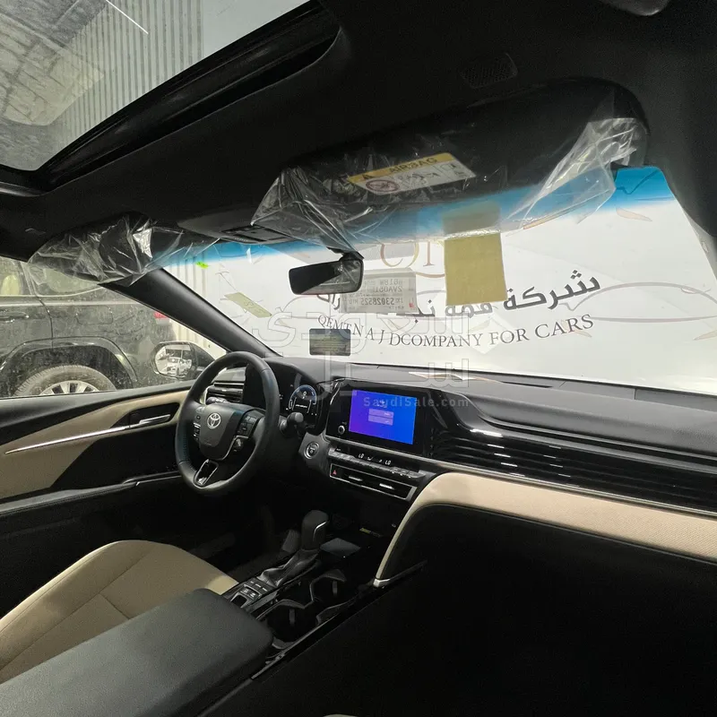 2026 تويوتا كامري ال اي