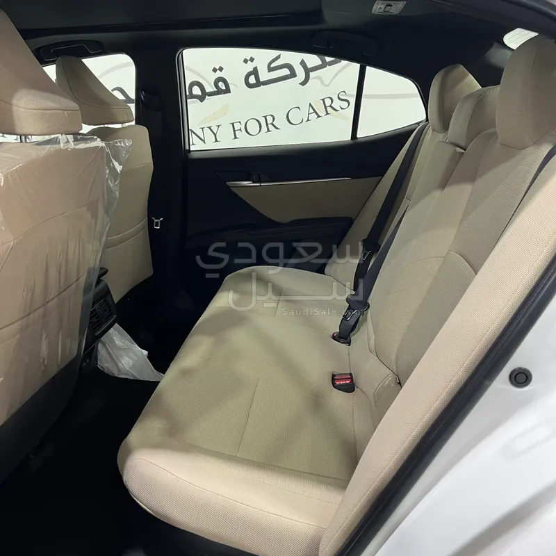 2026 تويوتا كامري ال اي