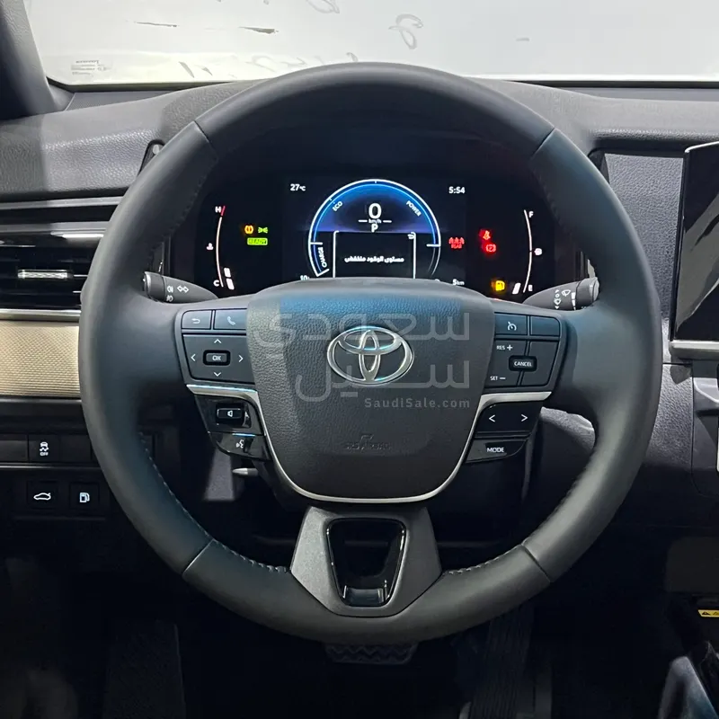 2026 تويوتا كامري ال اي