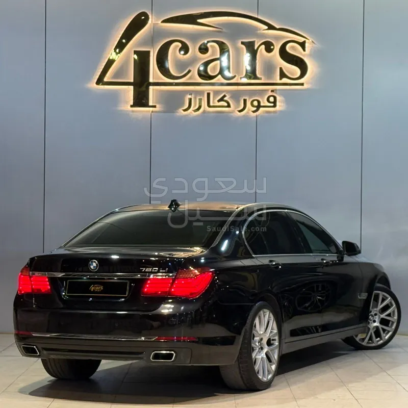 2015 بي ام دبليو الفئة السابعة 740 إل أي إنديفيجوال