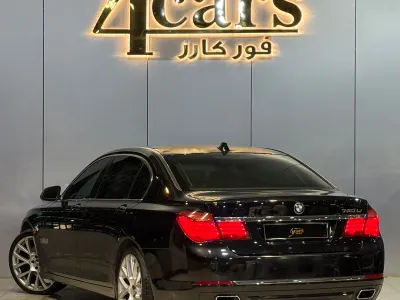 2015 بي ام دبليو الفئة السابعة 740 إل أي إنديفيجوال