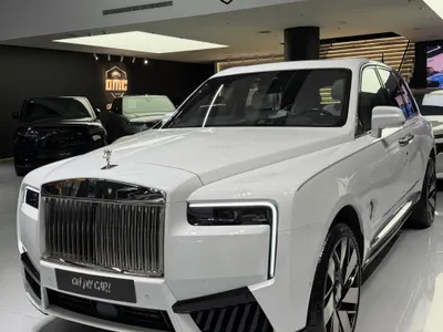 2019 رولز رويس كولينان سلفر بادج