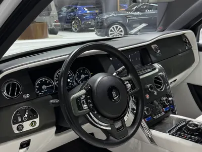 2019 رولز رويس كولينان سلفر بادج