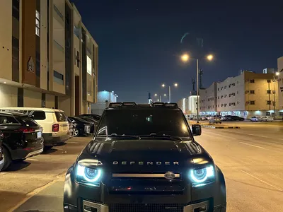2023 لاند روفر ديفيندر 90
