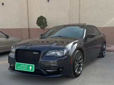 2016 كرايسلر 300 سي اكزكتيف