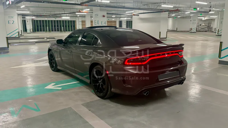 2020 دودج تشارجر جي تي