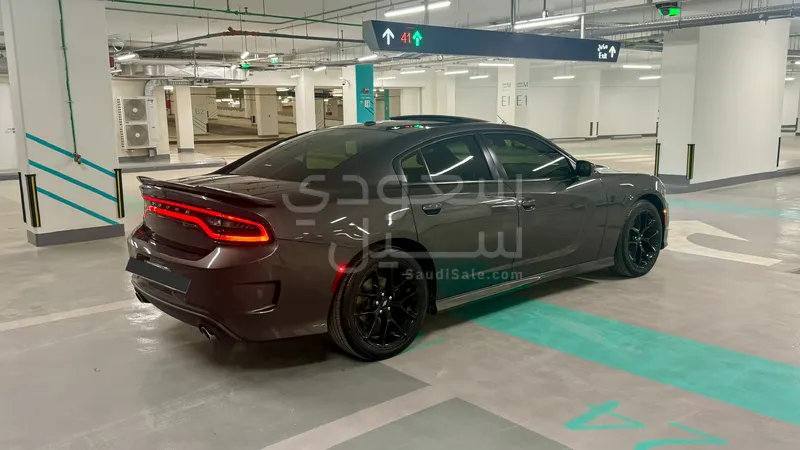 2020 دودج تشارجر جي تي