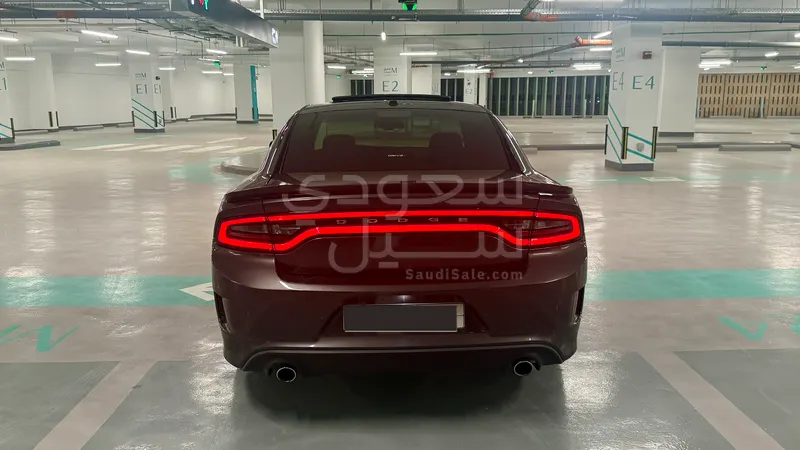 2020 دودج تشارجر جي تي